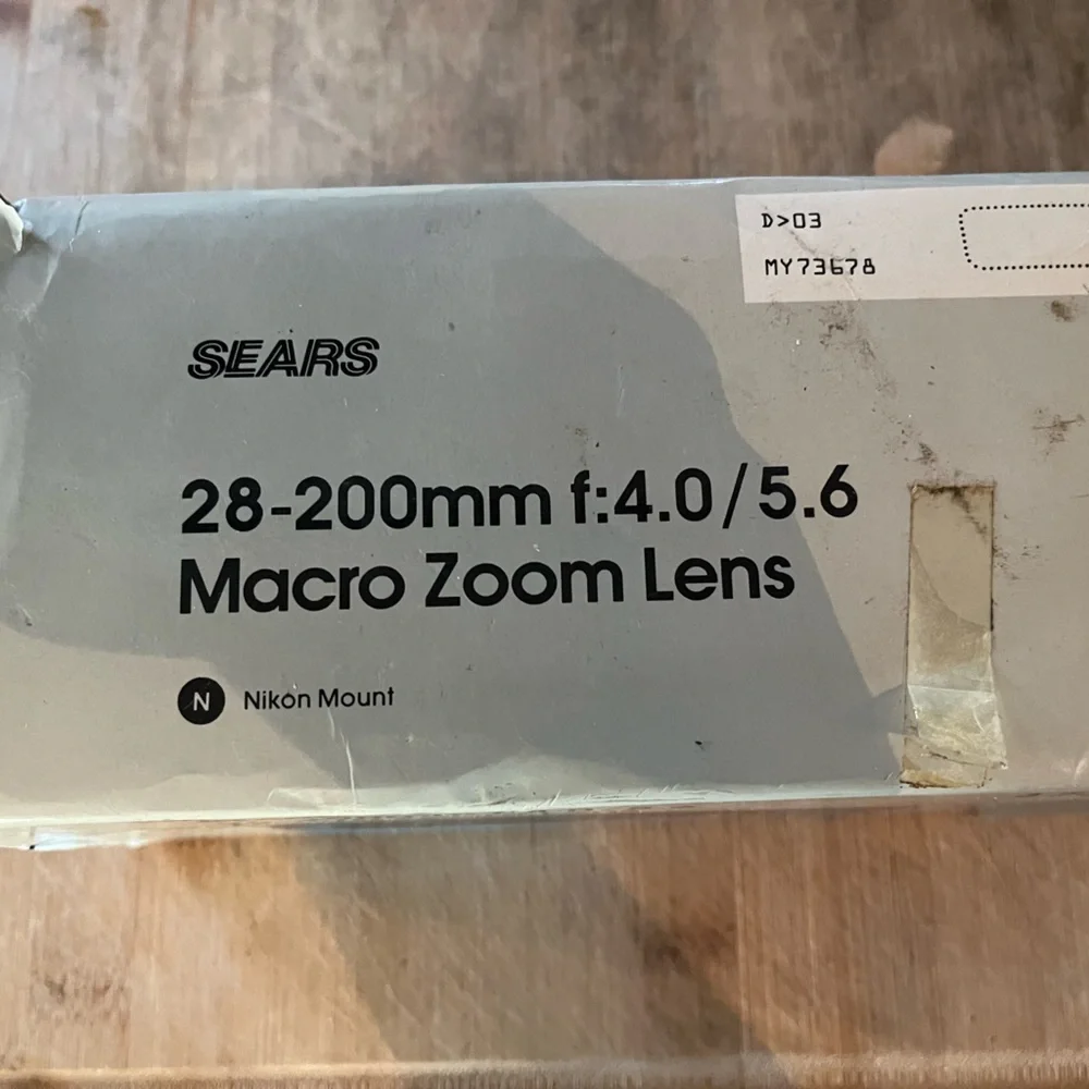 Vintage SEARS 28 to 200mm f4.0/5.6 Macro Zoom Lens Minolta Mount In Box